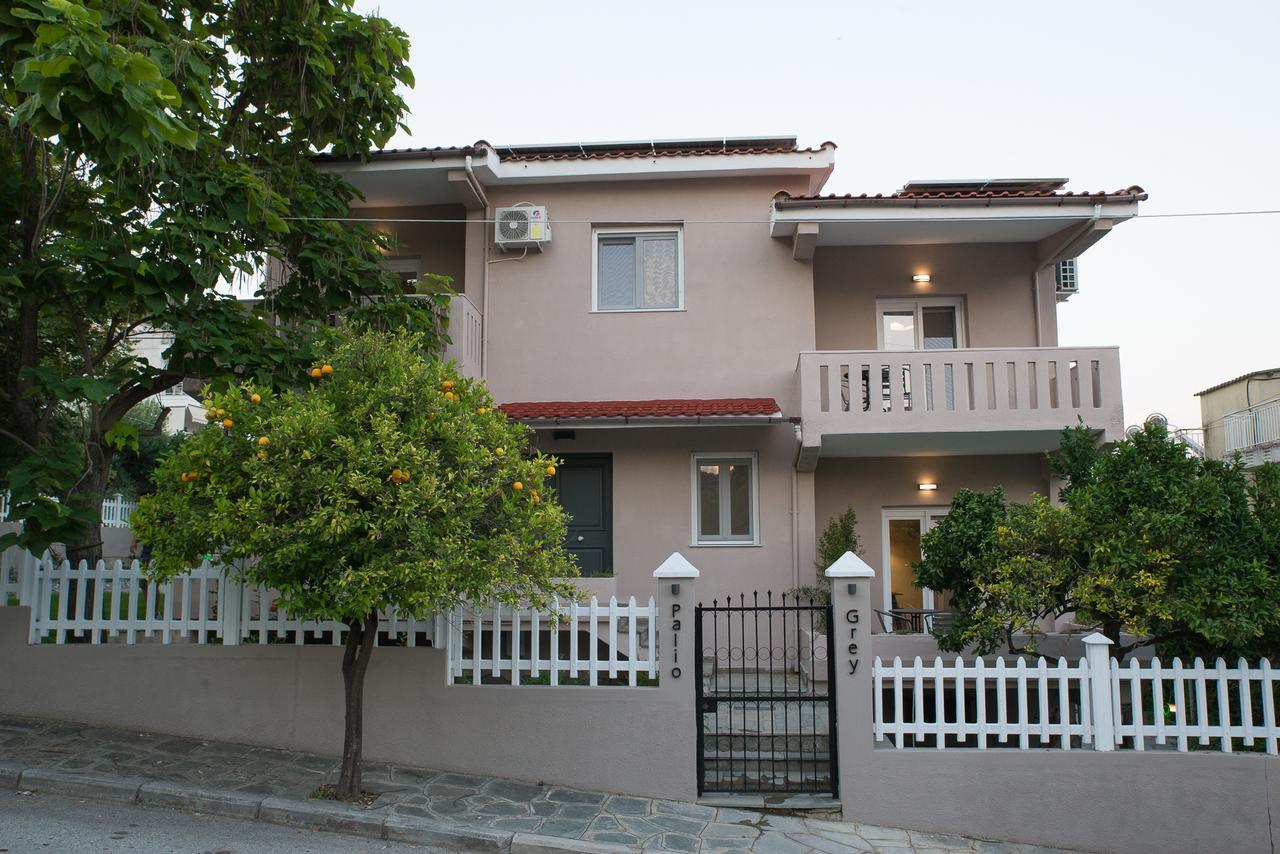 Palio Grey Apartments Palaiontsiflikion Exterior photo